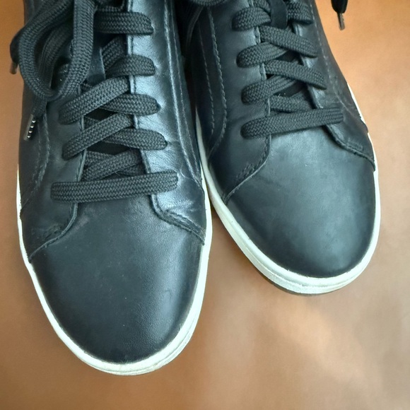 Aetrex Black Leather Lace-Up Sneakers - Picture 4 of 5